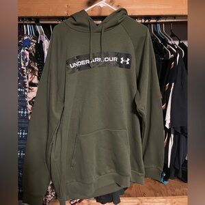Under armor sweatshirt